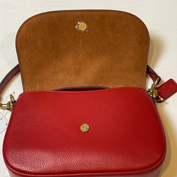 Coach Legacy Ruby Red Shoulder Bag with Brass Hardware - Picture 11 of 15